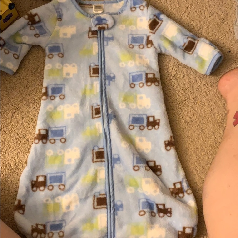 Zip up blanket sleeper